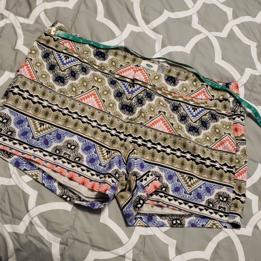 Old Navy shorts, size 14, 3" inseam